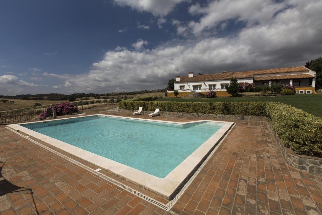 Naveterra-Hotel Rural Alandroal Exterior photo