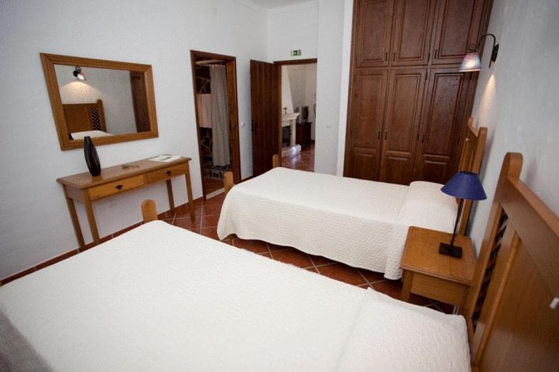 Naveterra-Hotel Rural Alandroal Exterior photo